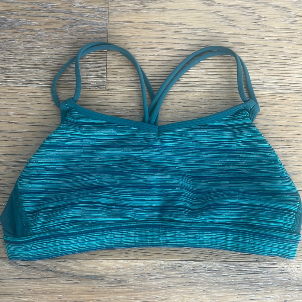 Lululemon green sports bra 6